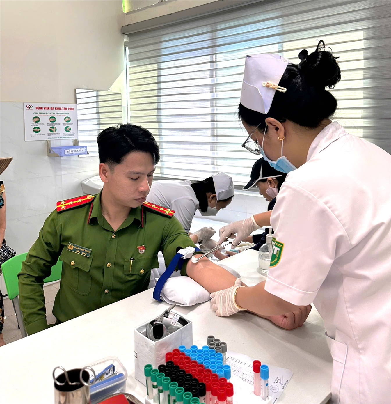 Đại úy Phạm Thanh Phước - Phó Chủ nhiệm Câu lạc bộ “Ngân hàng máu sống”.