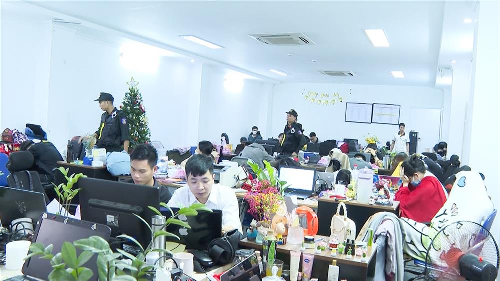 Công an tỉnh Bắc Giang bắt giữ nhóm lừa đảo giả danh y bác sĩ tư vấn bán thuốc chữa bệnh có trụ sở tại Hà Nội.