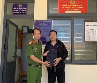 Bình Thuận: Nhanh chóng truy tìm và trao trả lại tài sản bị đánh rơi cho du khách