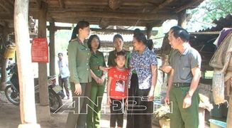 Những nữ Công an xã nơi địa đầu Tây Bắc của Tổ quốc