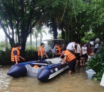 Công an Vĩnh Phúc kịp thời giúp dân khắc phục hậu quả thiên tai trong mưa lũ