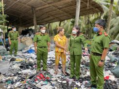 Nữ trưởng phòng xông pha, quyết đoán trong xử lý vi phạm pháp luật về tài nguyên, môi trường
