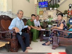 Những chiến sĩ Cảnh sát khu vực gần dân, sát dân, vì nhân dân phục vụ