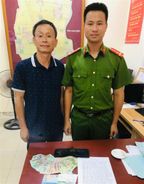 Phó Trưởng Công an xã trả lại tài sản cho người đánh rơi