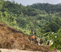 Quảng Nam: Lực lượng Công an huyện Tây Giang kịp thời giải cứu người dân giữa dòng lũ dữ