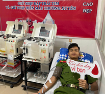 Cảnh sát cơ động Công an tỉnh Quảng Ngãi hiến máu, tiểu cầu cứu người trong dịp Tết