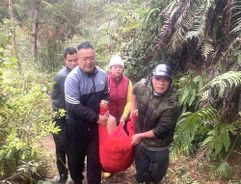 Lạng Sơn: Công an xã Mai Pha hỗ trợ tìm được công dân đi lạc mắc kẹt ở trong rừng