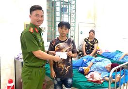 Hà Giang: Cán bộ Cảnh sát khu vực giúp sản phụ vượt cạn trên đường phố