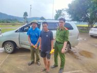 Công an xã giúp người bệnh tâm thần bị lạc về với gia đình