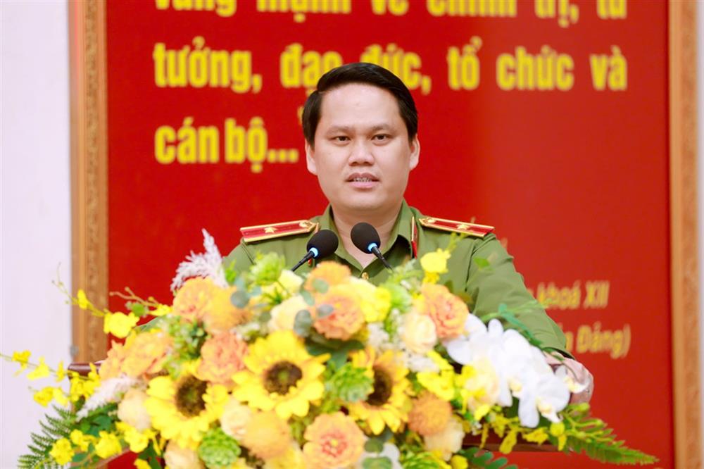 Thiếu tướng Bùi Quang Thanh, Giám đốc Công an tỉnh phát biểu kết thúc Hội thảo.