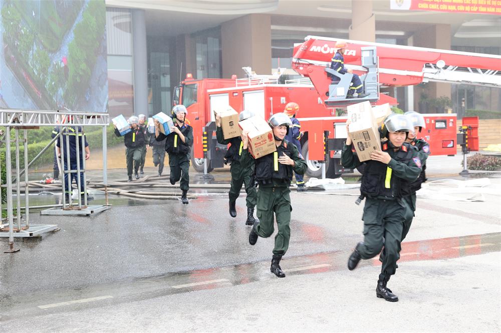 Một số hình ảnh tại diễn tập.