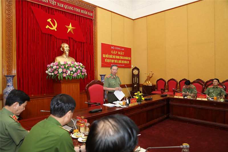 Bộ Công an gặp mặt các đại biểu Quốc hội trong Công an nhân dân về dự Kỳ họp thứ 8, Quốc hội khóa XIV