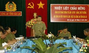 Thứ trưởng Tô Lâm kiểm tra công tác tại Công an tỉnh Gia Lai