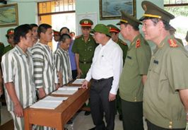 Công tác chỉ đạo, kiểm tra đặc xá năm 2011